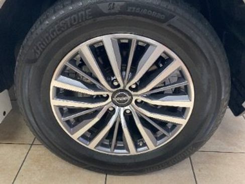 Used 2023 Nissan Armada SL w/ Cargo Package AWD/4WD image 28
