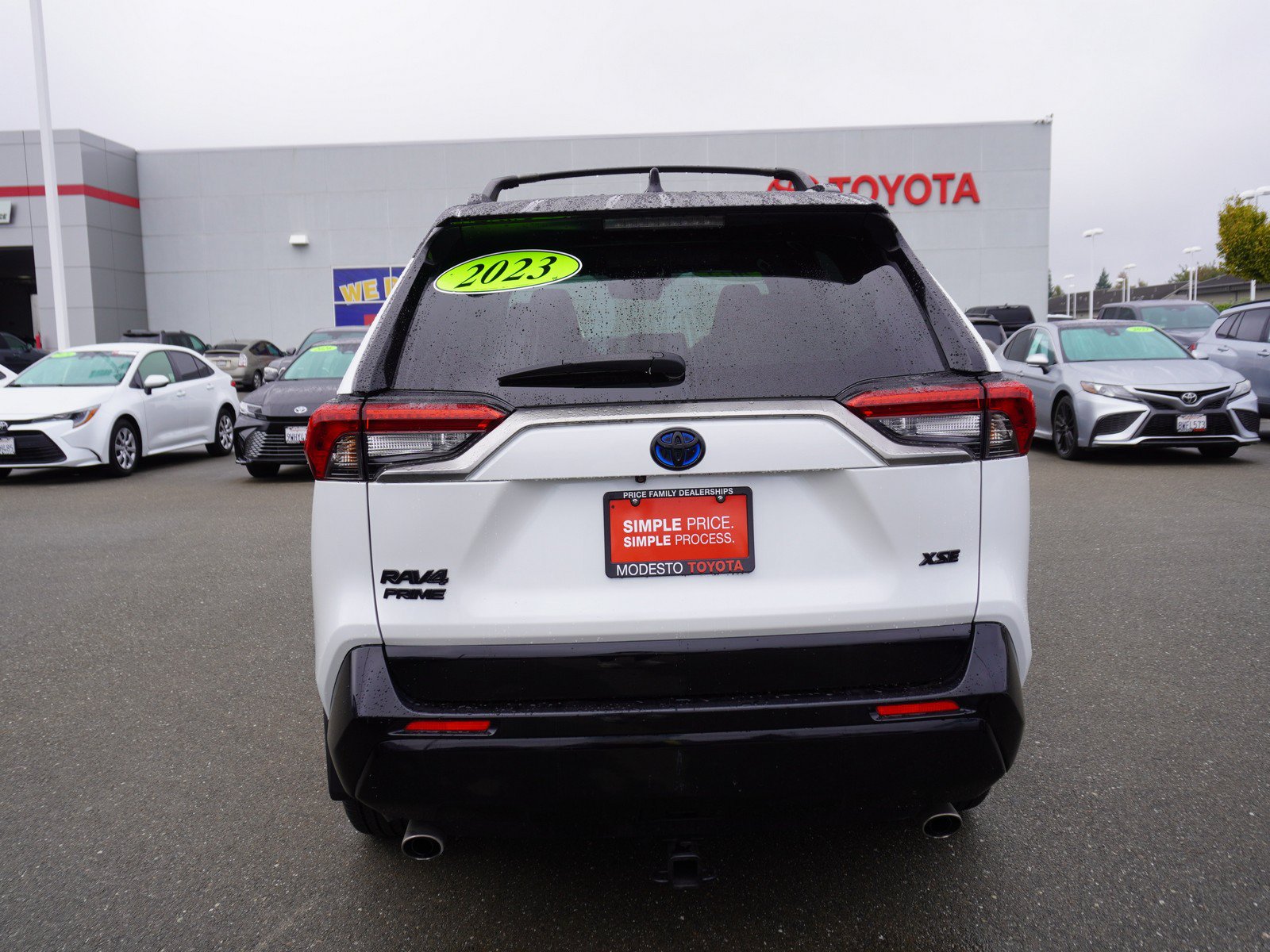 Used 2023 Toyota RAV4 XSE w/ Weather Package AWD/4WD image 11