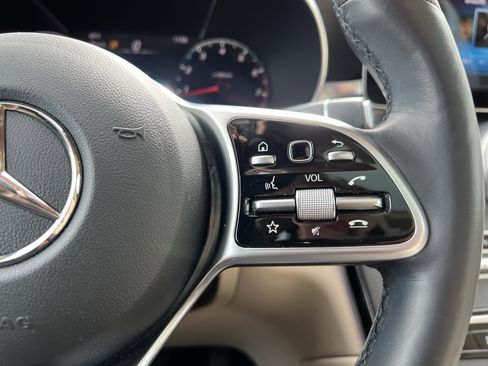 Certified 2022 Mercedes-Benz GLC 300 300 image 20