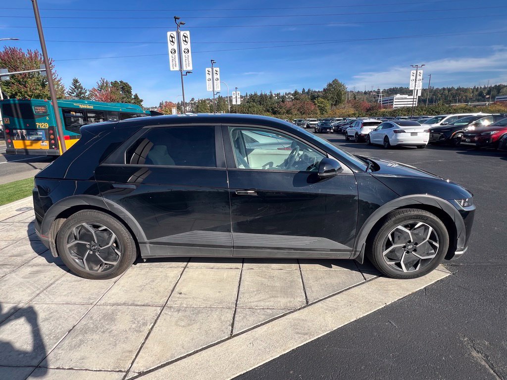 Used 2023 Hyundai Ioniq 5 SEL AWD/4WD image 8