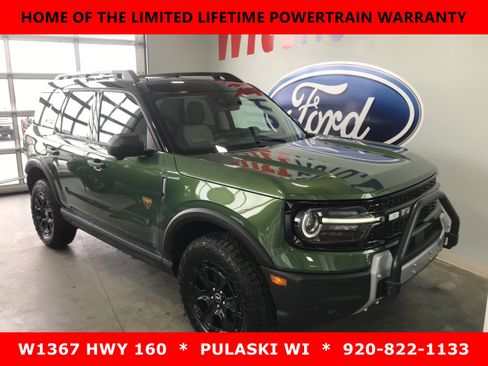 Used 2025 Ford Bronco Sport Badlands w/ Sasquatch Badlands Package AWD/4WD image 2