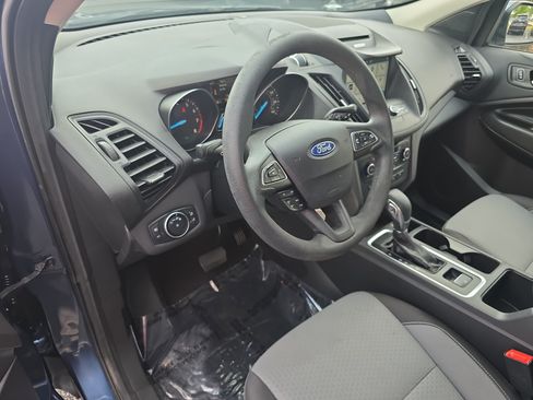 Used 2018 Ford Escape SE w/ SE Sync 3 Package AWD/4WD image 15