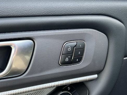 Certified 2025 Ford Explorer ST AWD/4WD image 19