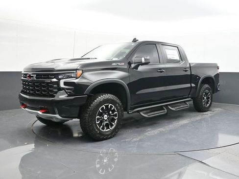 New 2026 Chevrolet Silverado 1500 ZR2 w/ LPO, Utility Wall Package image 3