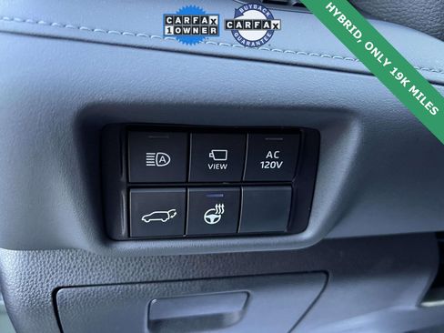 Used 2023 Toyota Highlander Limited image 22