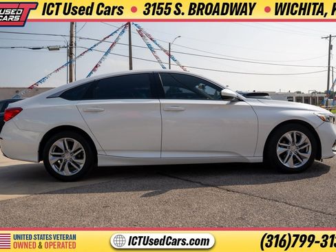 Used 2018 Honda Accord LX image 7