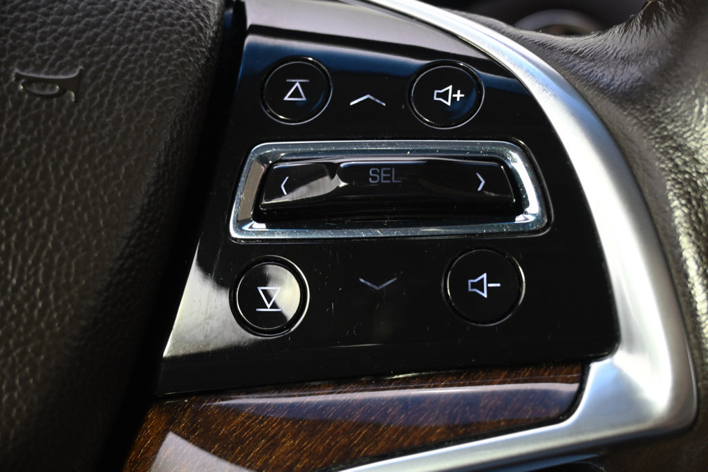 Used 2013 Cadillac XTS Premium AWD/4WD image 34