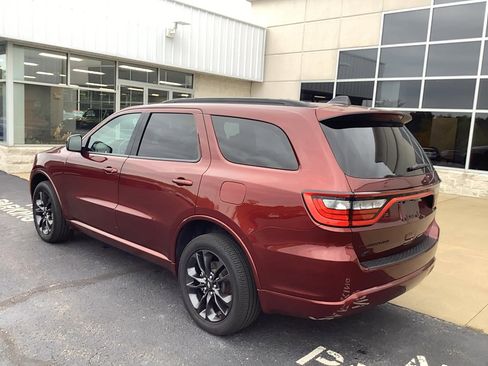 Certified 2024 Dodge Durango SXT w/ SXT Blacktop Group image 7