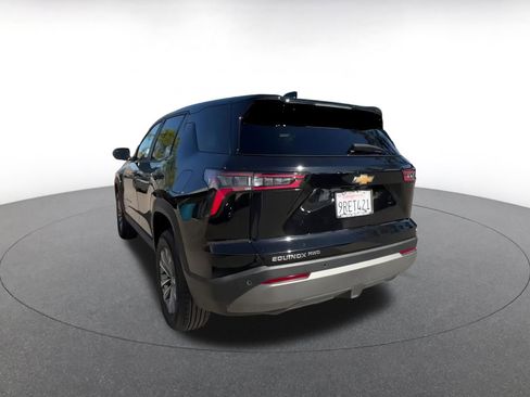 Used 2025 Chevrolet Equinox LT image 11