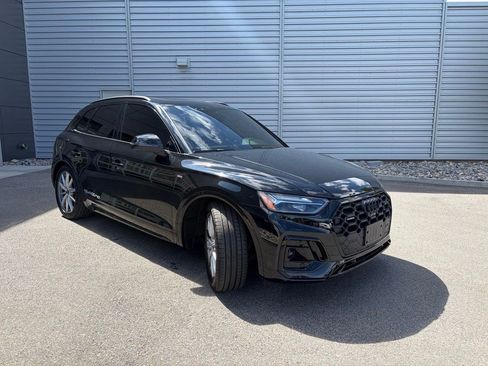 Used 2024 Audi Q5 e Premium Plus w/ Premium Plus Package AWD/4WD image 7