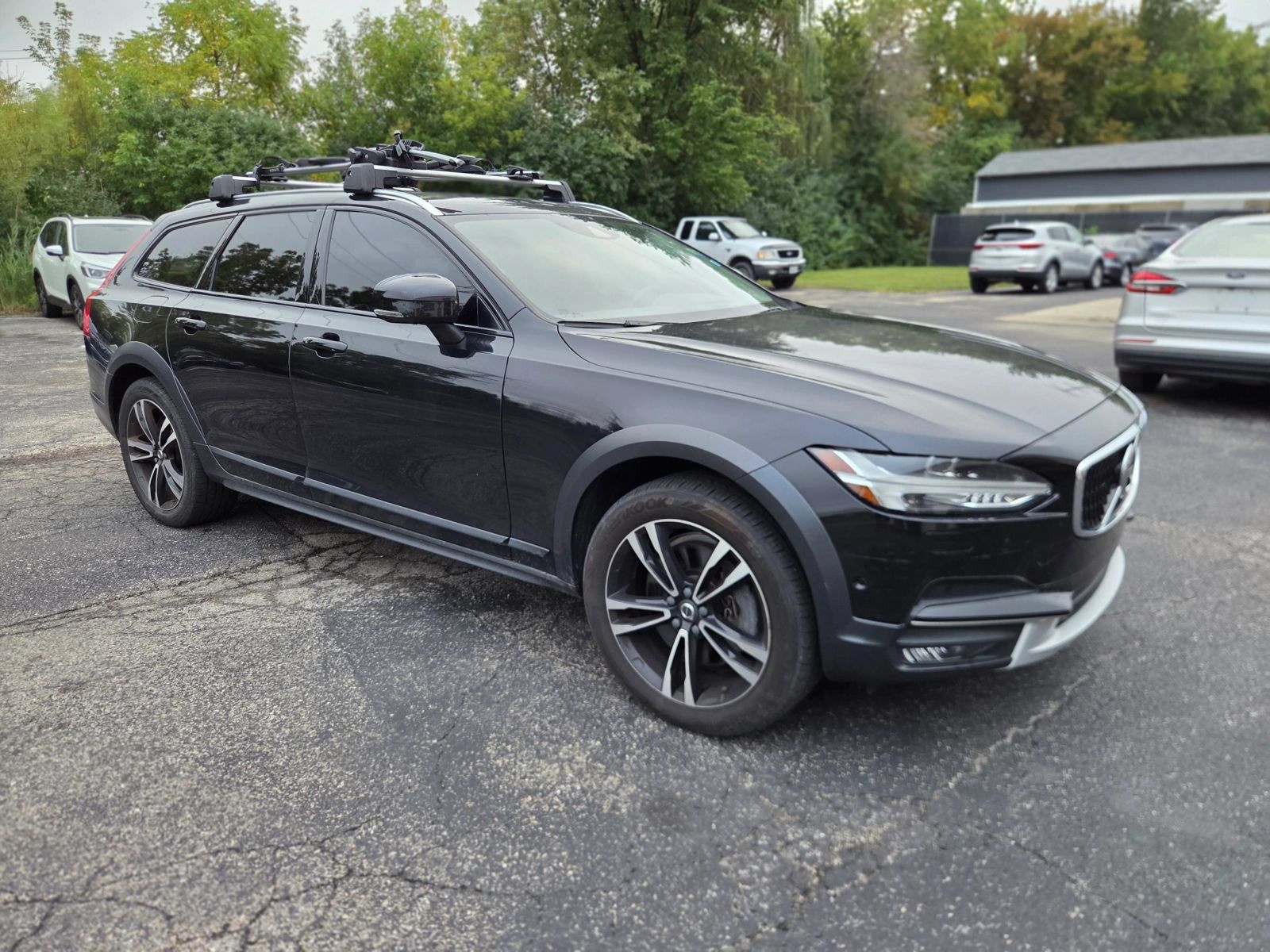 Used 2018 Volvo V90 T5 Cross Country w/ Convenience Package AWD/4WD image 4