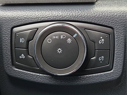 Used 2022 Ford F250 Lariat w/ Chrome Package image 21