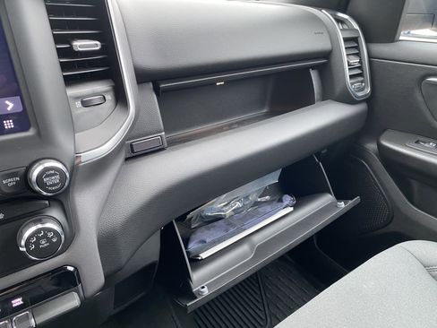 Used 2024 RAM 1500 Big Horn image 29