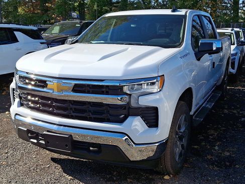 New 2026 Chevrolet Silverado 1500 LT w/ Safety Package image 3
