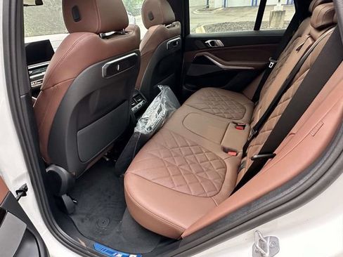New 2026 BMW X5 xDrive50e w/ M Sport Package AWD/4WD image 8