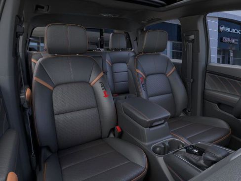 New 2025 GMC Canyon AT4 w/ Nightfall Edition image 30