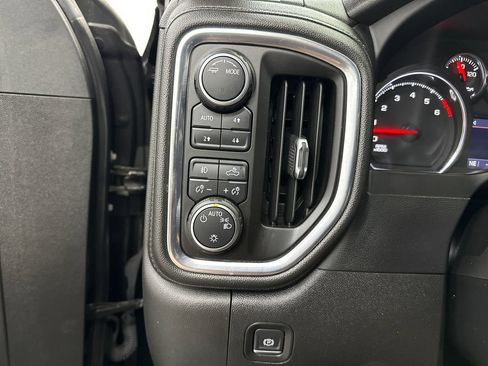 Used 2021 Chevrolet Silverado 1500 LT Trail Boss w/ Bed Protection Package AWD/4WD image 31