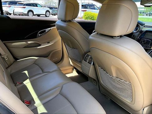 Used 2010 Buick LaCrosse CXS w/ Touring Package FWD image 29