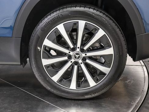 Used 2022 Mercedes-Benz GLB 250 image 10