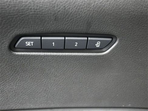 Used 2021 Cadillac XT6 Sport image 21