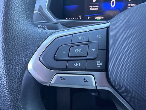 Used 2022 Volkswagen Tiguan S image 18