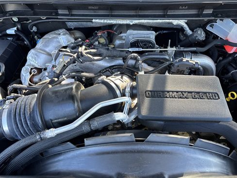 Used 2025 GMC Sierra 2500 AT4 w/ AT4 Premium Plus Package AWD/4WD image 32