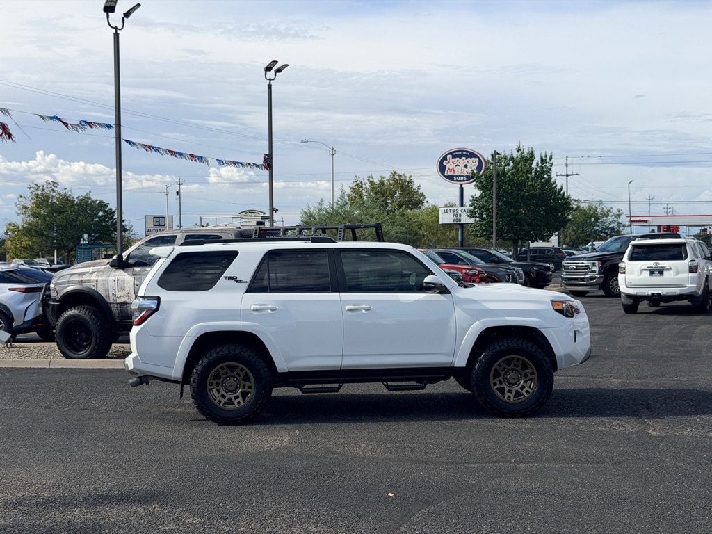 Used 2019 Toyota 4Runner TRD Off-Road Premium AWD/4WD image 3