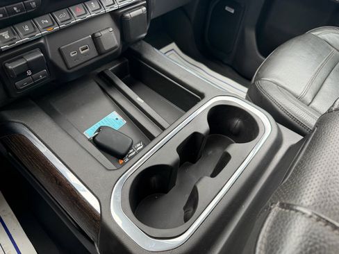 Used 2023 GMC Sierra 2500 Denali w/ Denali Ultimate Package image 25