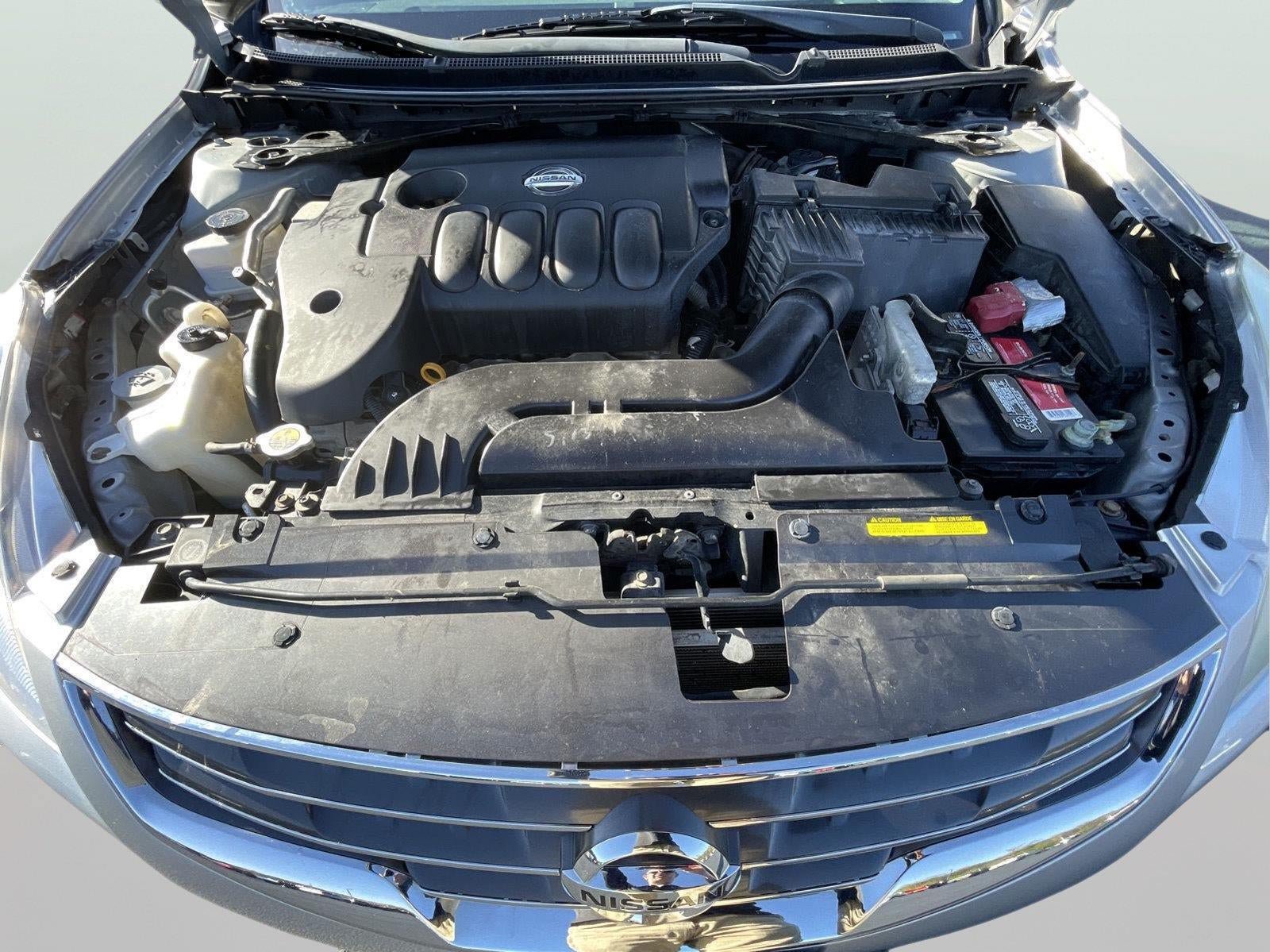 Used 2011 Nissan Altima 2.5 S w/ Convenience Pkg FWD image 12