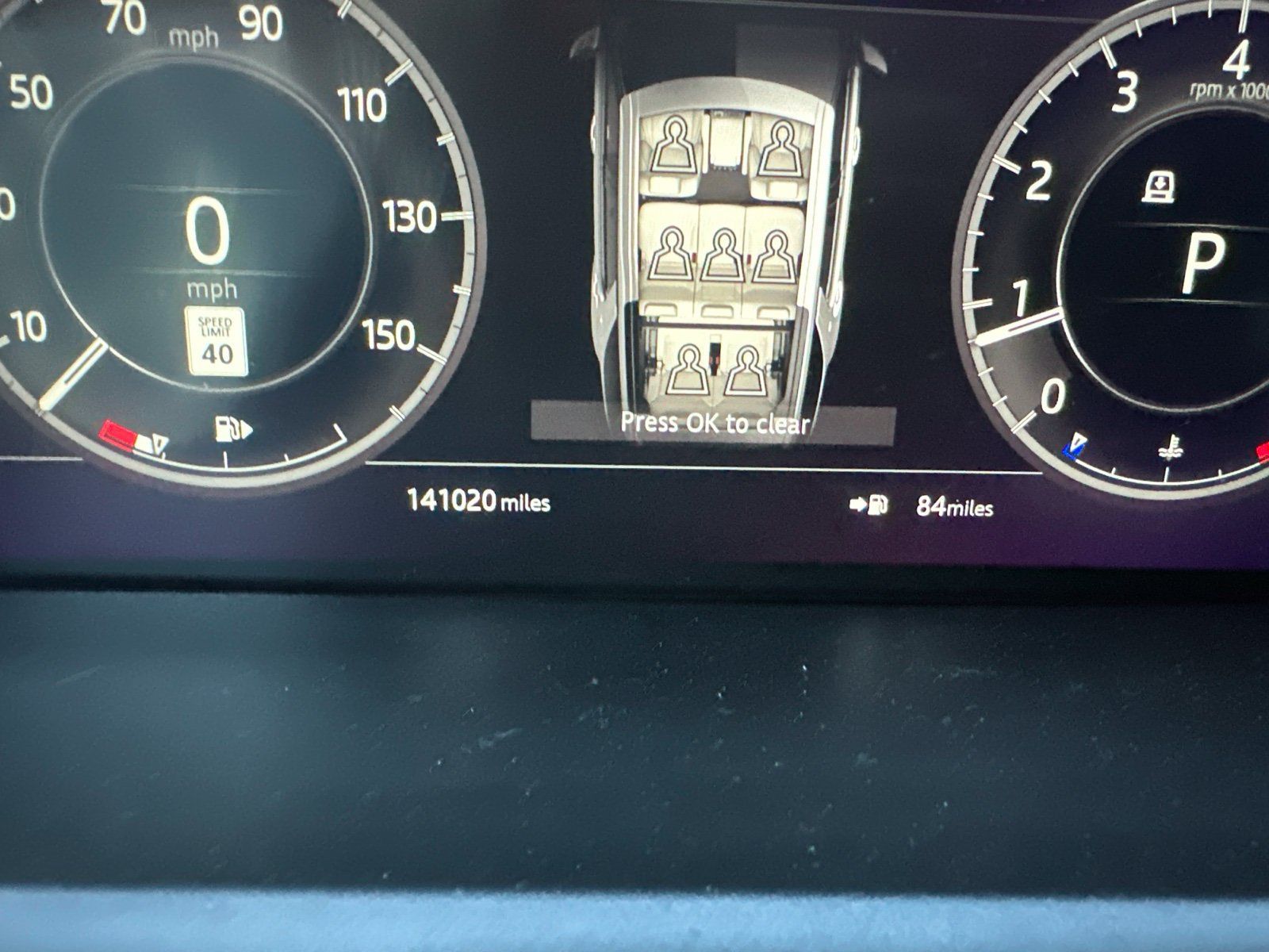 Used 2018 Land Rover Discovery HSE AWD/4WD image 12