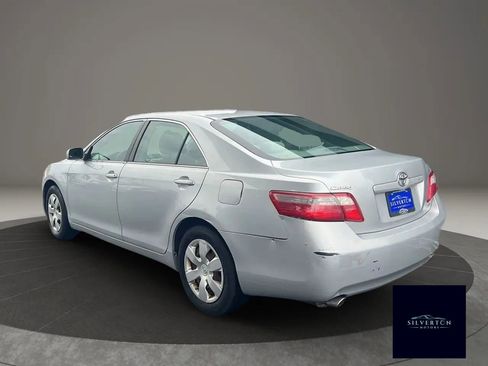 Used 2007 Toyota Camry LE image 3