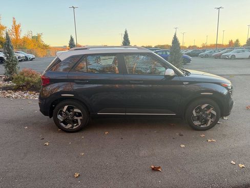 New 2026 Hyundai Venue SEL image 6