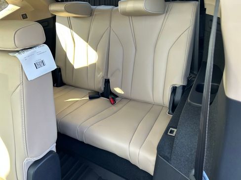 New 2026 Acura MDX SH-AWD image 24
