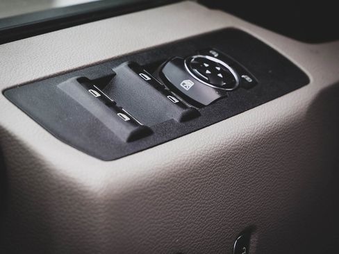 Used 2021 Ford F250 XL w/ Power Equipment Group image 16