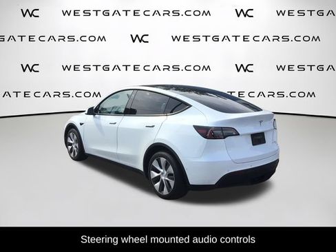 Used 2022 Tesla Model Y Long Range AWD/4WD image 7