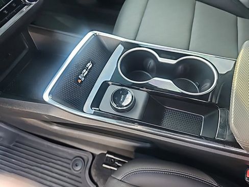 Used 2026 Chevrolet Equinox LT w/ Convenience Package II image 27