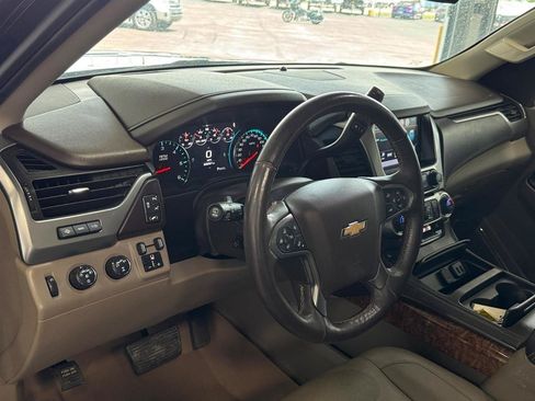 Used 2018 Chevrolet Suburban Premier AWD/4WD image 26