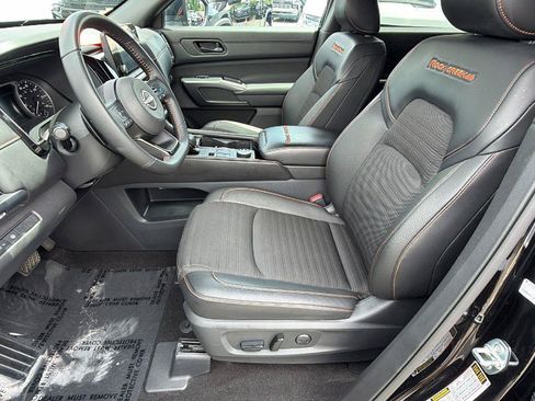 Used 2024 Nissan Pathfinder Rock Creek AWD/4WD image 13