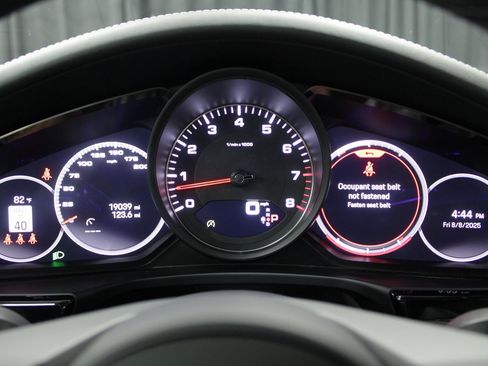 Certified 2022 Porsche Panamera 4S image 33