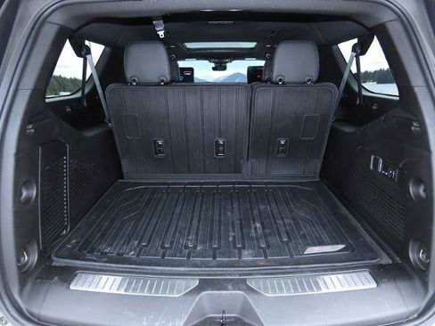 Used 2023 GMC Yukon XL Denali w/ Denali Reserve Package image 35