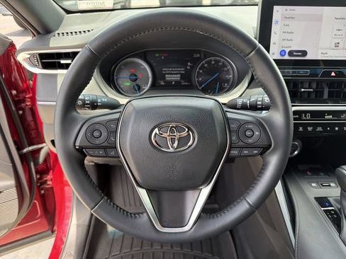 Certified 2024 Toyota Venza Nightshade AWD/4WD image 8