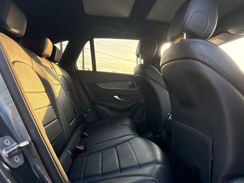 Used 2018 Mercedes-Benz GLC 300 4MATIC image 29