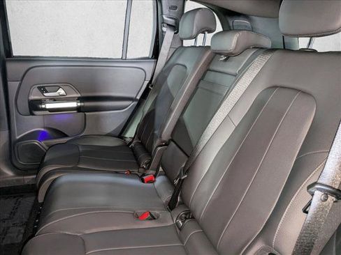 Certified 2025 Mercedes-Benz GLB 250 4MATIC image 20