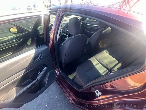 Used 2023 Nissan Altima 2.5 SV image 12
