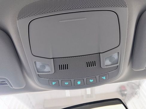 Used 2015 Ford Fusion SE image 17