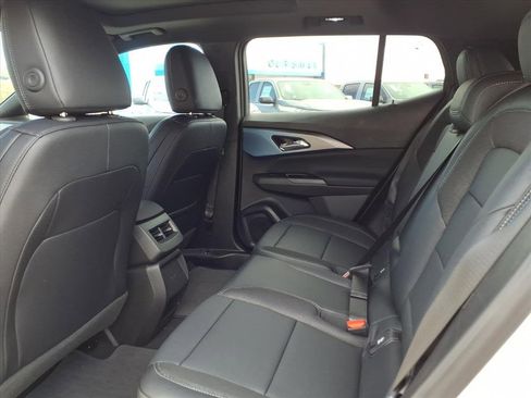 New 2026 Chevrolet Equinox EV LT image 17