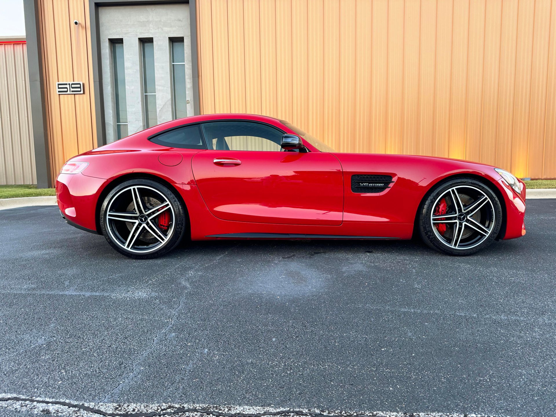 Used 2018 Mercedes-Benz AMG GT C image 9