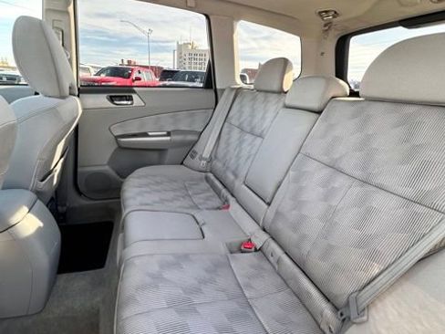 Used 2010 Subaru Forester 2.5X Premium image 27