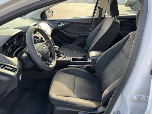 Used 2017 Ford Focus SE image 21