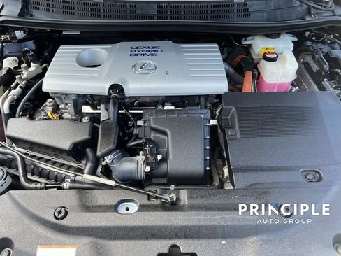 Used 2015 Lexus CT 200h FWD image 29